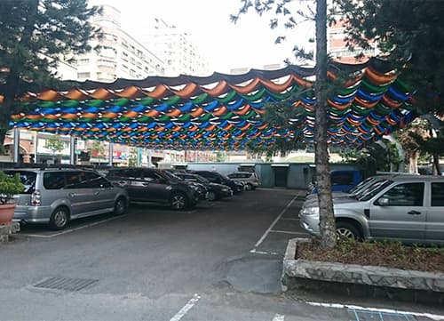 三冠牌RF圓扁針織停車場遮陽網應用實例｜HunkunNET 煥坤